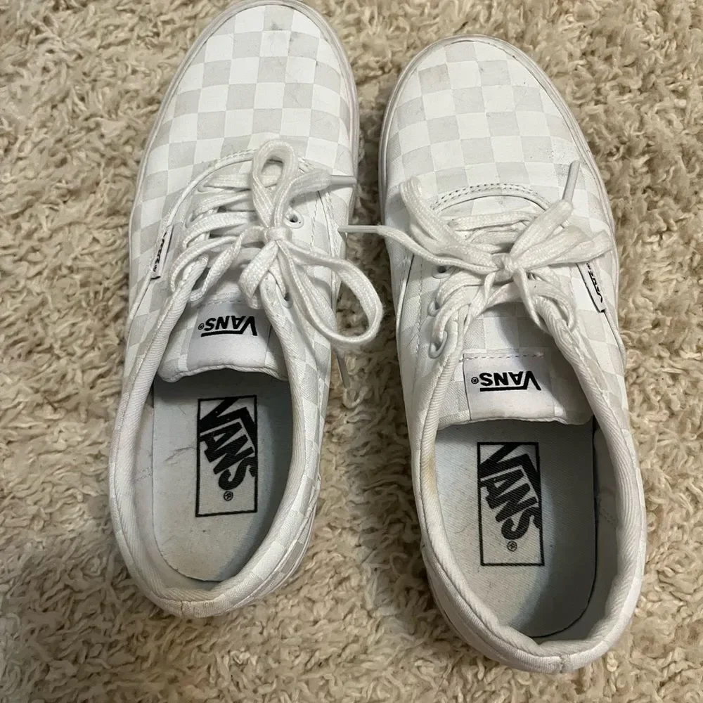 vans white checkered sneakers size 7.5